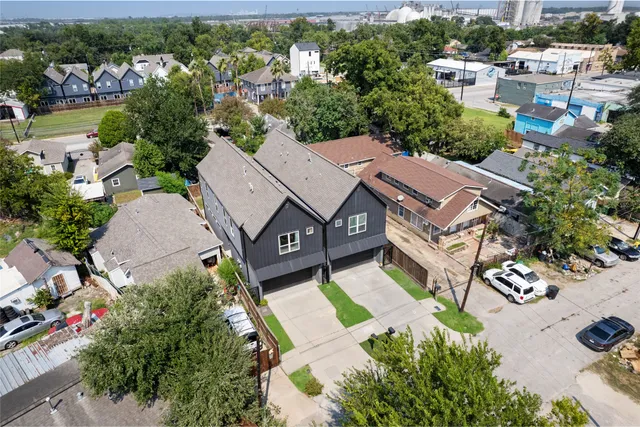 $2,900 | 7033 Avenue L, Houston, TX 77011