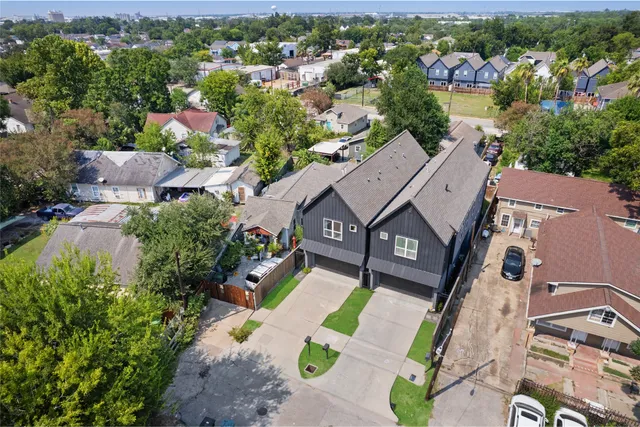 $2,900 | 7033 Avenue L, Houston, TX 77011