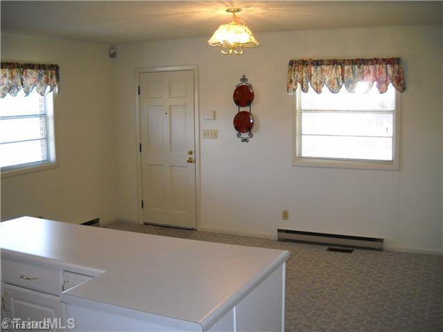 4813 Harvey Road Jamestown, NC 27282 - Photo 4 of 16 Den/Family/Great Room.