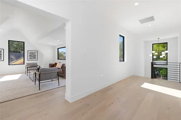 $3,095,000 | 1702 West 30th Street, Austin, TX 78703
