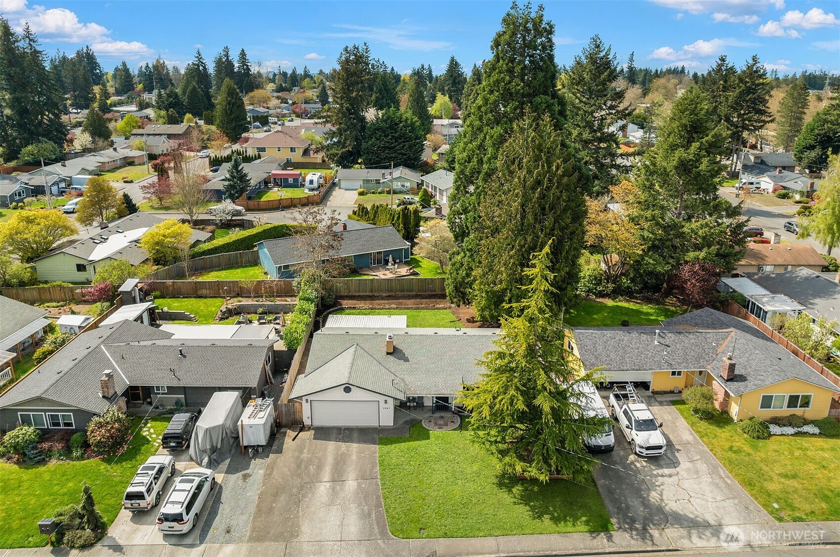 1067 Anacortes Avenue Northeast Renton, WA 98059 - Photo 29 of 34 an aerial view of a