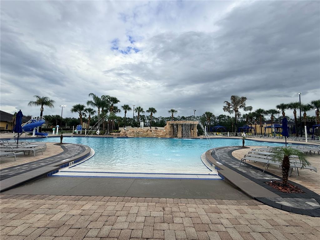 8977 Bismarck Palm Road Kissimmee, FL 34747 - Photo 17 of 60