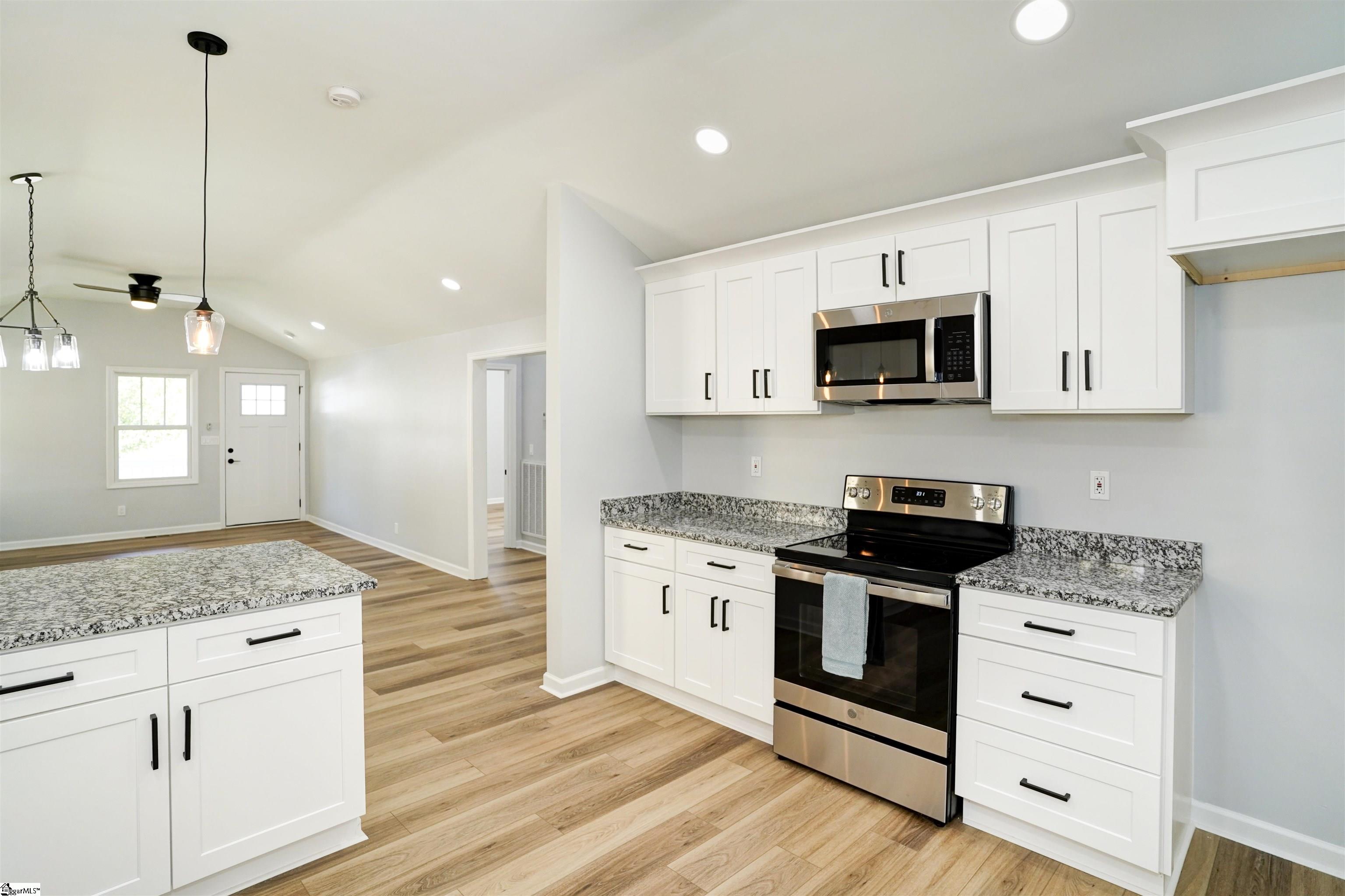 2 Harris Lane Greenville, SC 29607 - Photo 12 of 36