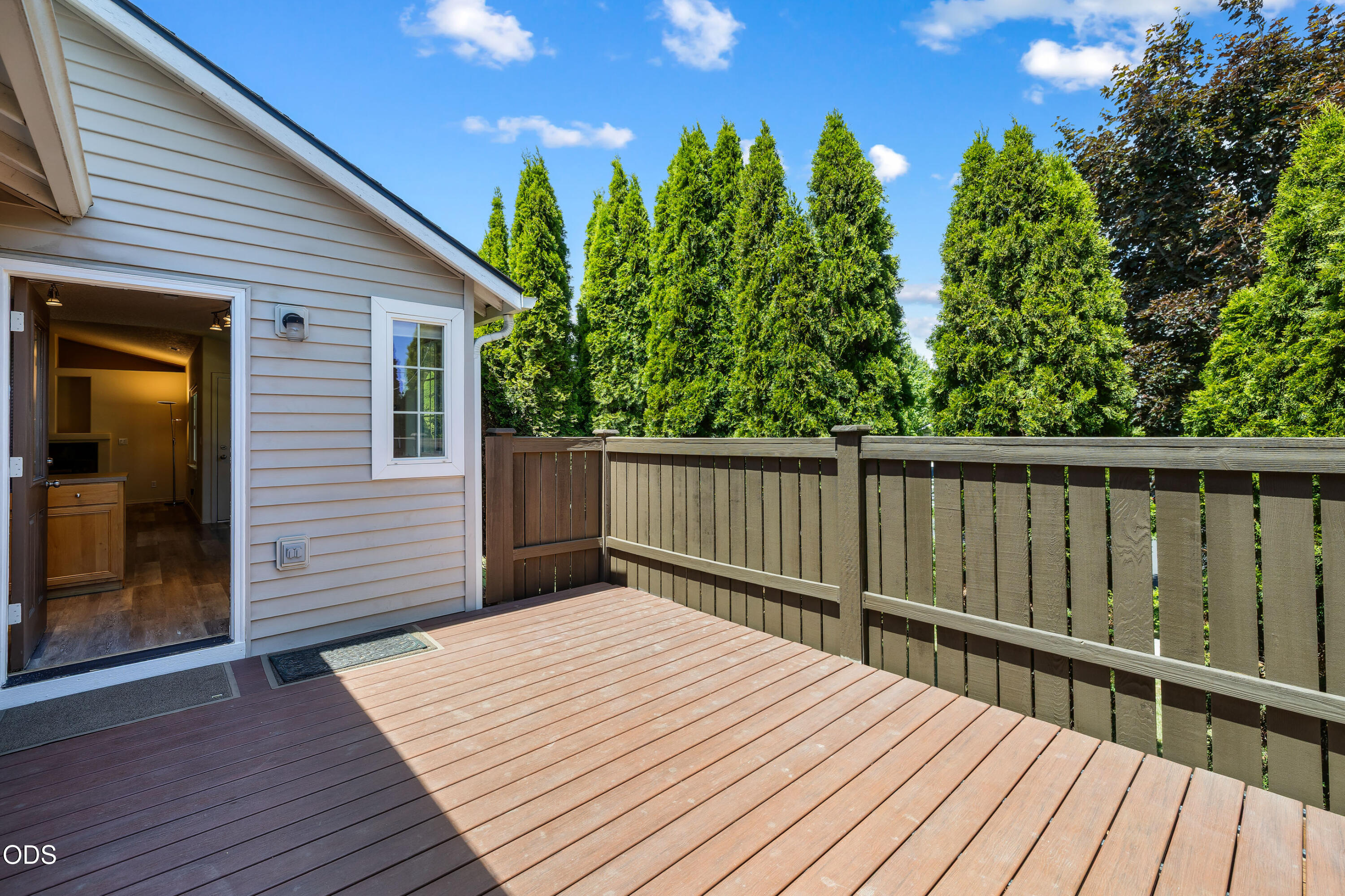 20535 Sunderland Way Bend, OR 97701 - Photo 37 of 41 a view of a wooden deck