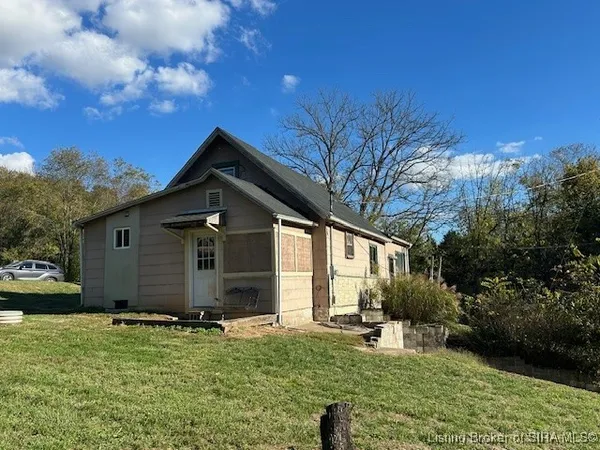 $98,000 | 2400 Hidden Valley Northeast, Corydon, IN 47112