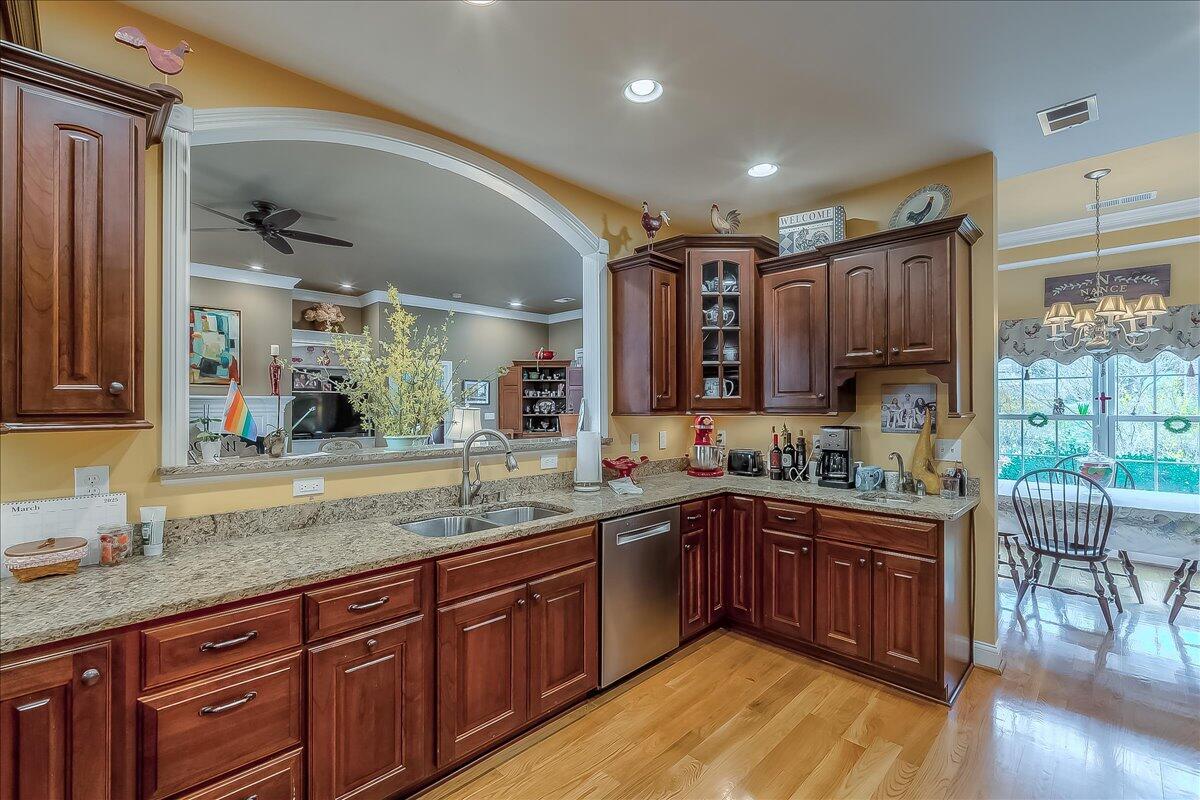 106 Thistle Road Frankfort, KY 40601 - Photo 24 of 41 24-2-21