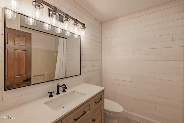 $414,900 | 150 Heather Lane, Johnson City, TN 37601