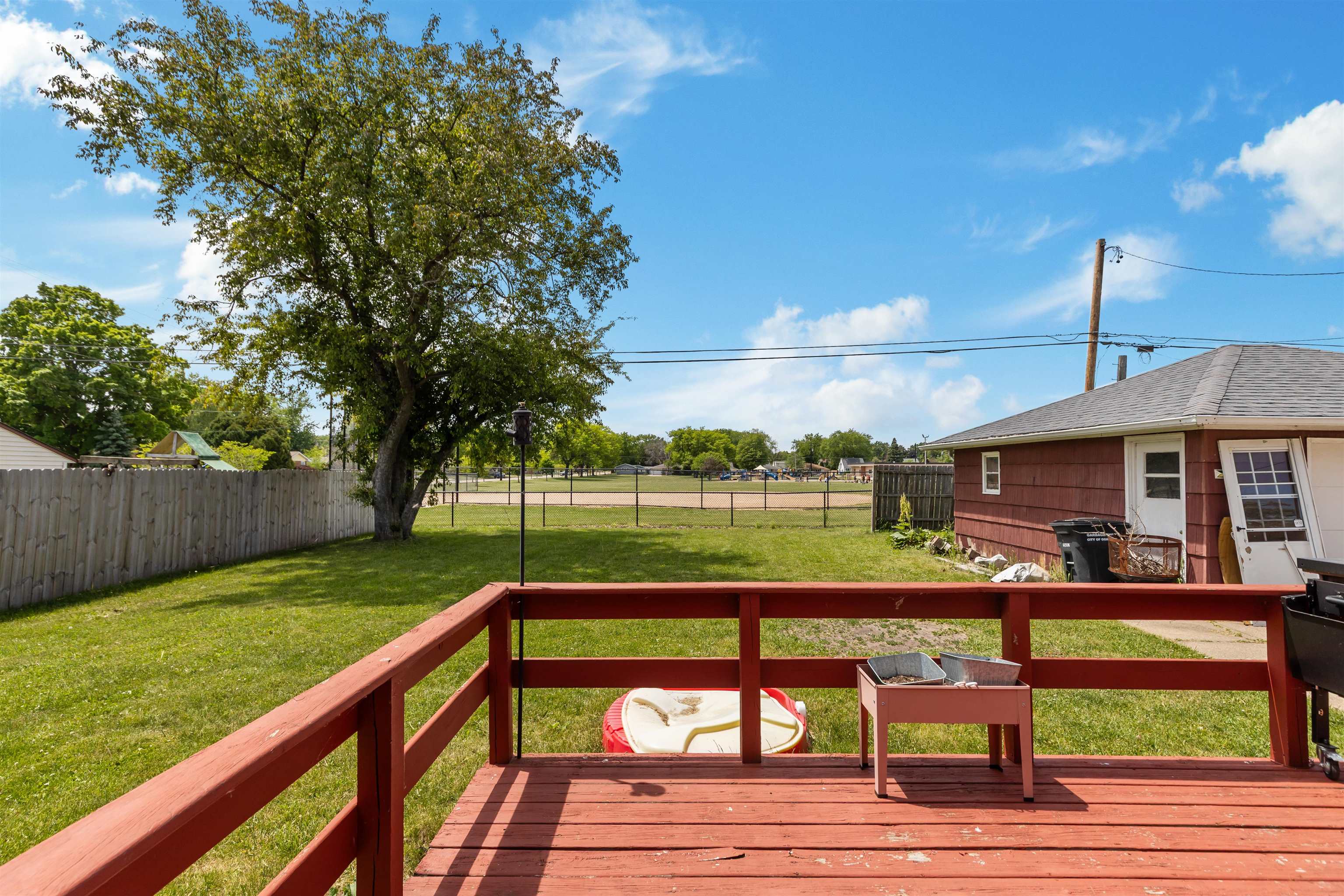 1509 Doemel Street Oshkosh, WI 54901 - Photo 15 of 19