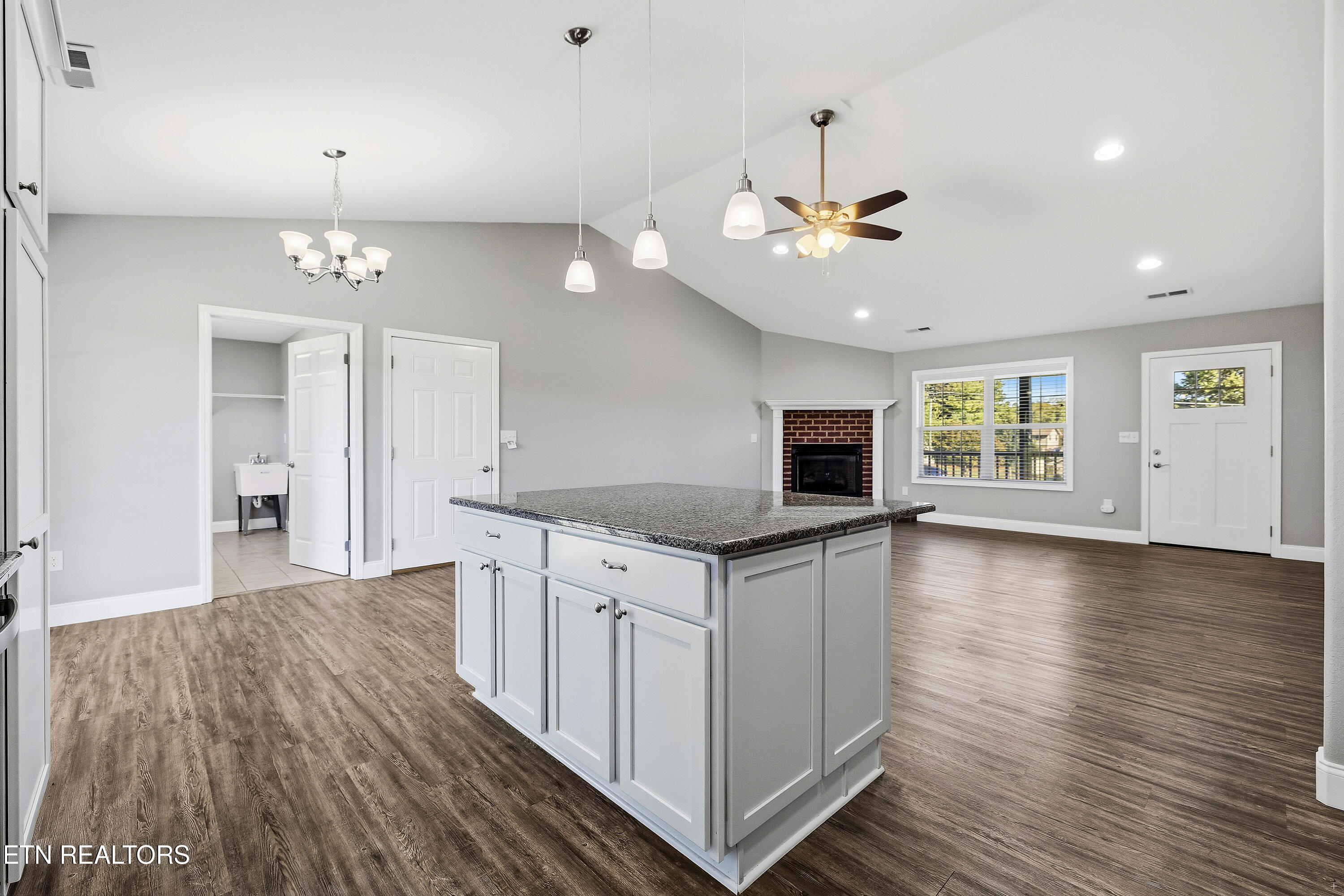 319 Ayers Road Kodak, TN 37764 - Photo 14 of 27 Kitchen-view into family-living room