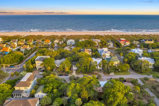 $2,150,000 | 4005 Cameron Boulevard, Isle of Palms, SC 29451