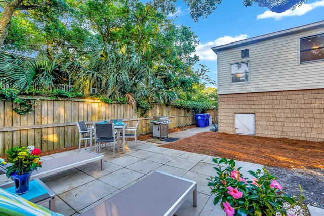 $2,150,000 | 4005 Cameron Boulevard, Isle of Palms, SC 29451