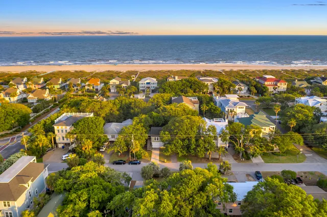 $2,150,000 | 4005 Cameron Boulevard, Isle of Palms, SC 29451