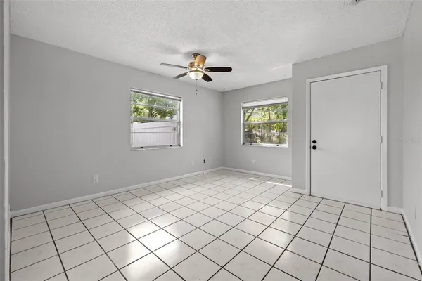 $1,900 | 2715 63rd Terrace North, Unit B, St. Petersburg, FL 33702