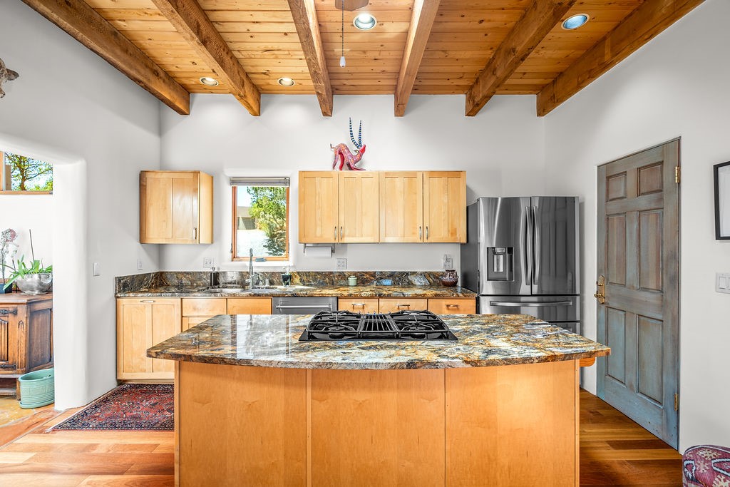111 The High Road Santa Fe, NM 87507 - Photo 15 of 37 Kitchen