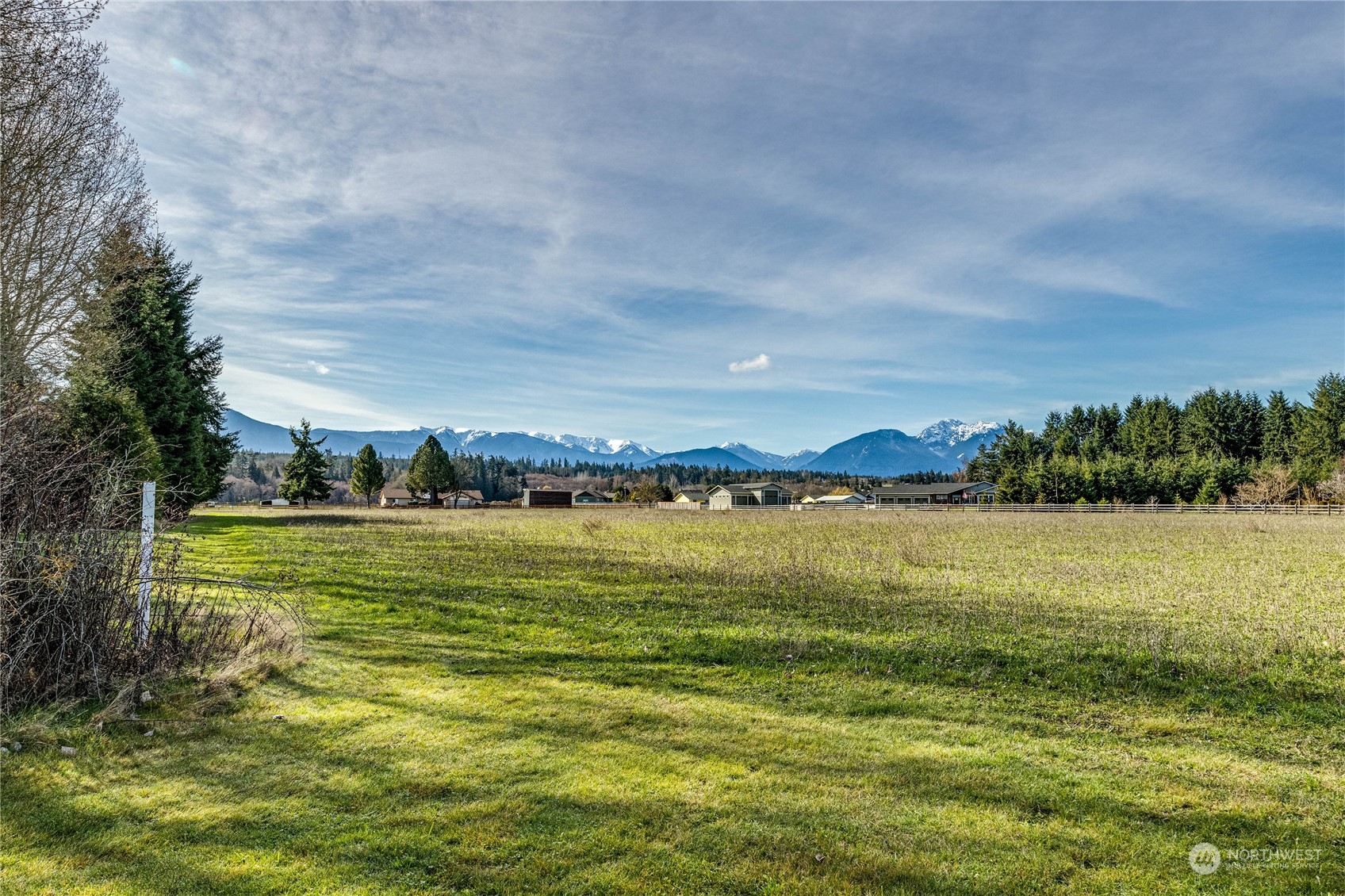 999 Thunder Road Port Angeles, WA 98362 - Photo 19 of 20 Gallery Image 19