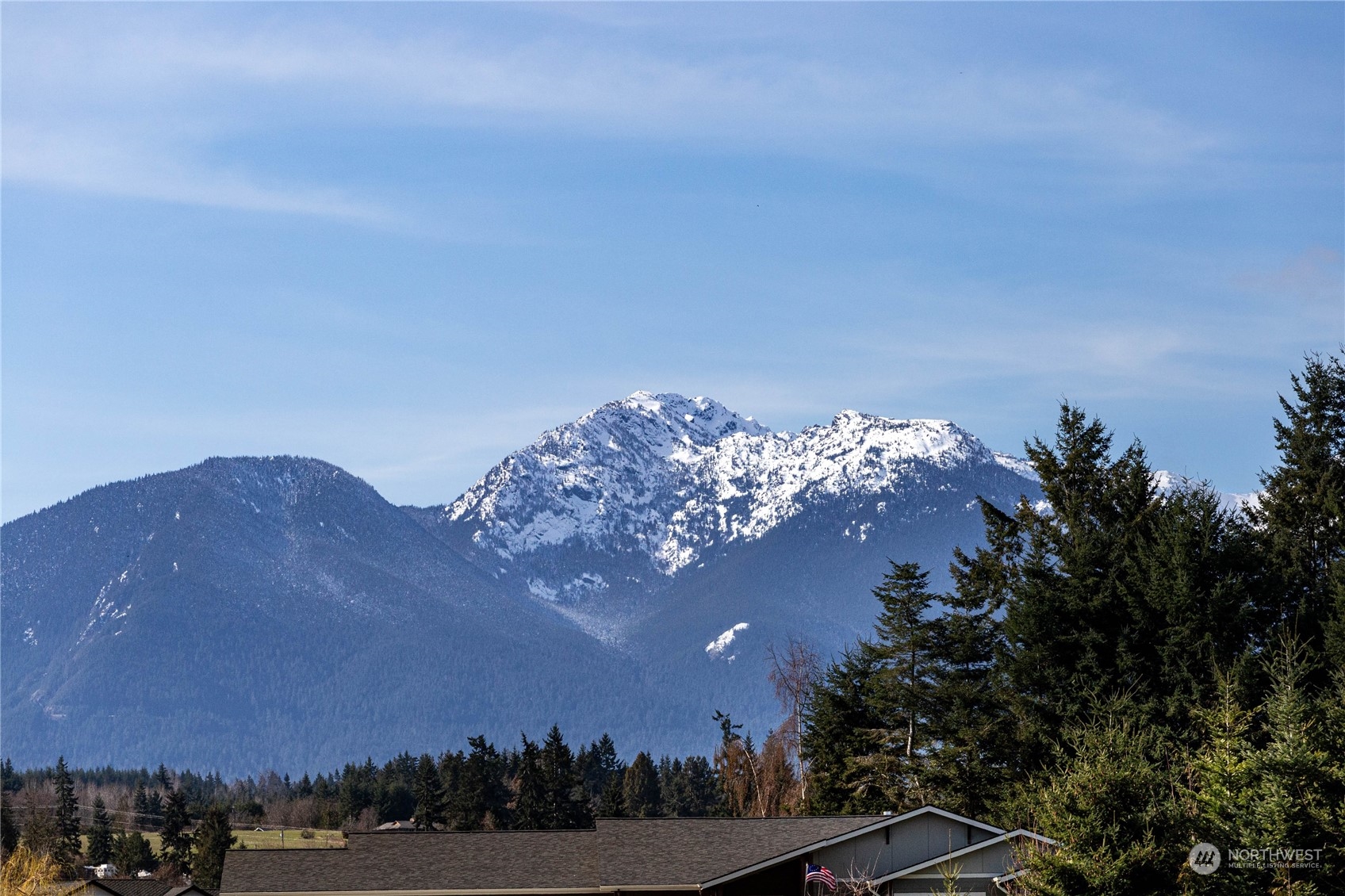 999 Thunder Road Port Angeles, WA 98362 - Photo 4 of 20 Gallery Image 4