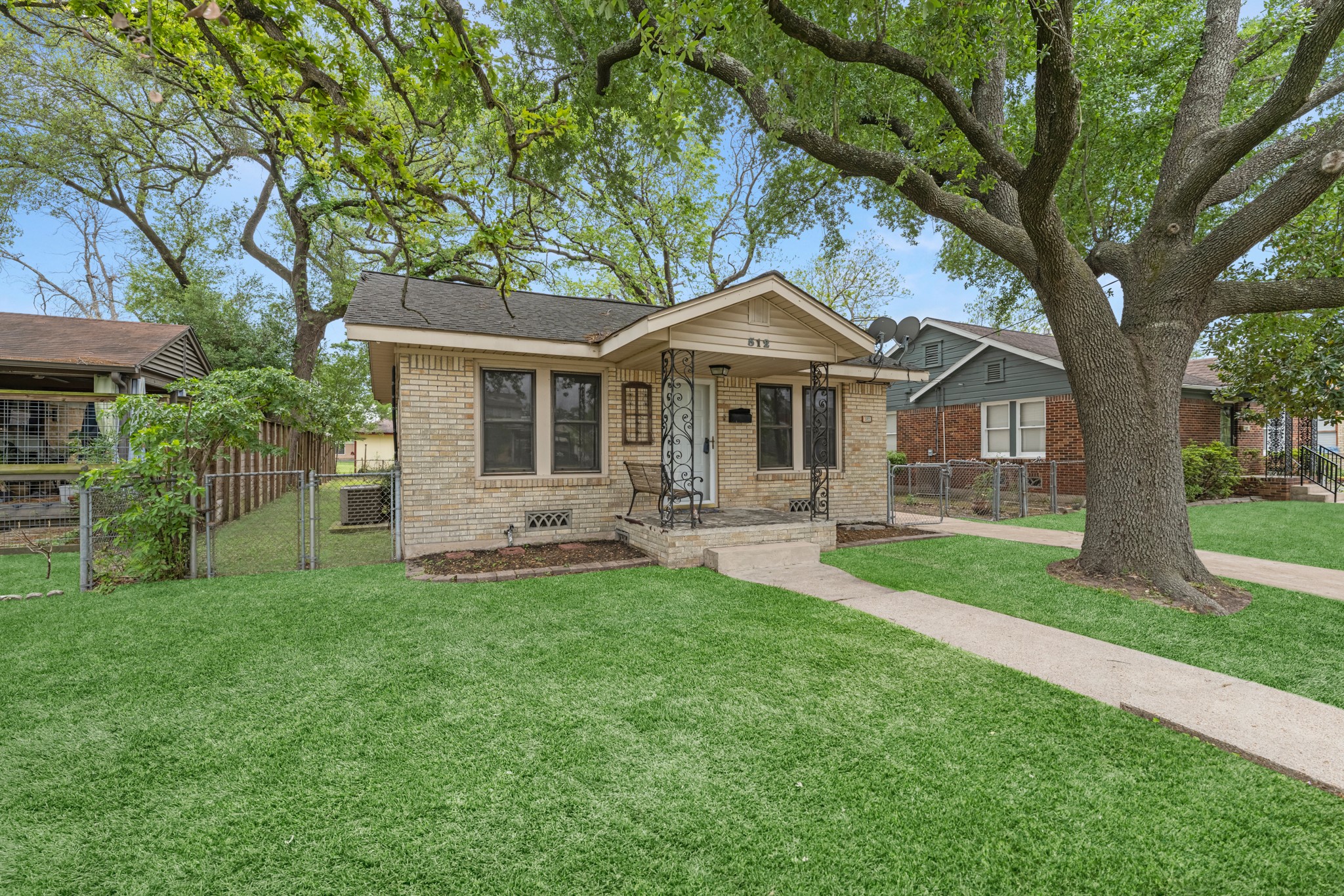 512 Gale Street Houston, TX 77009 - Photo 1 of 22