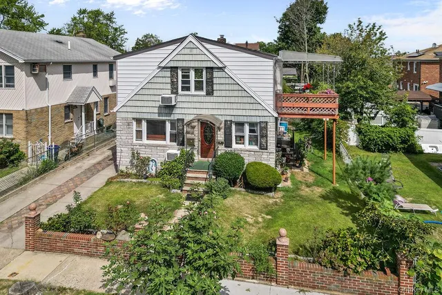 $1,790,000 | 200-07 17th Avenue | Clearview