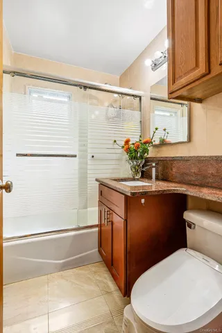 $1,790,000 | 200-07 17th Avenue | Clearview