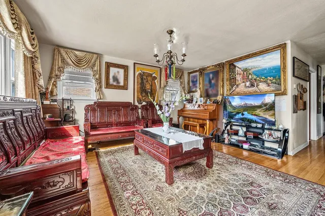 $1,790,000 | 200-07 17th Avenue | Clearview