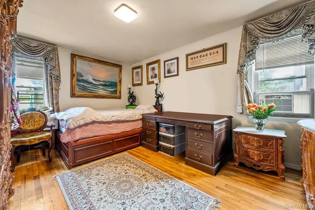 $1,790,000 | 200-07 17th Avenue | Clearview