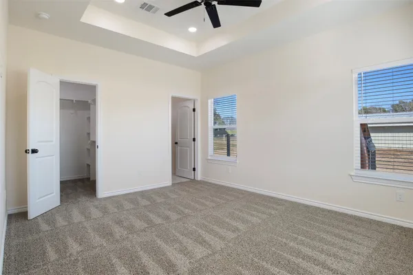 $215,000 | 807 East Brown Street, Hearne, TX 77859