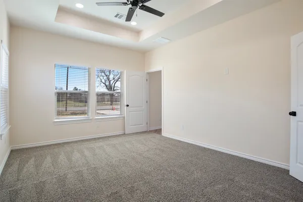 $215,000 | 807 East Brown Street, Hearne, TX 77859