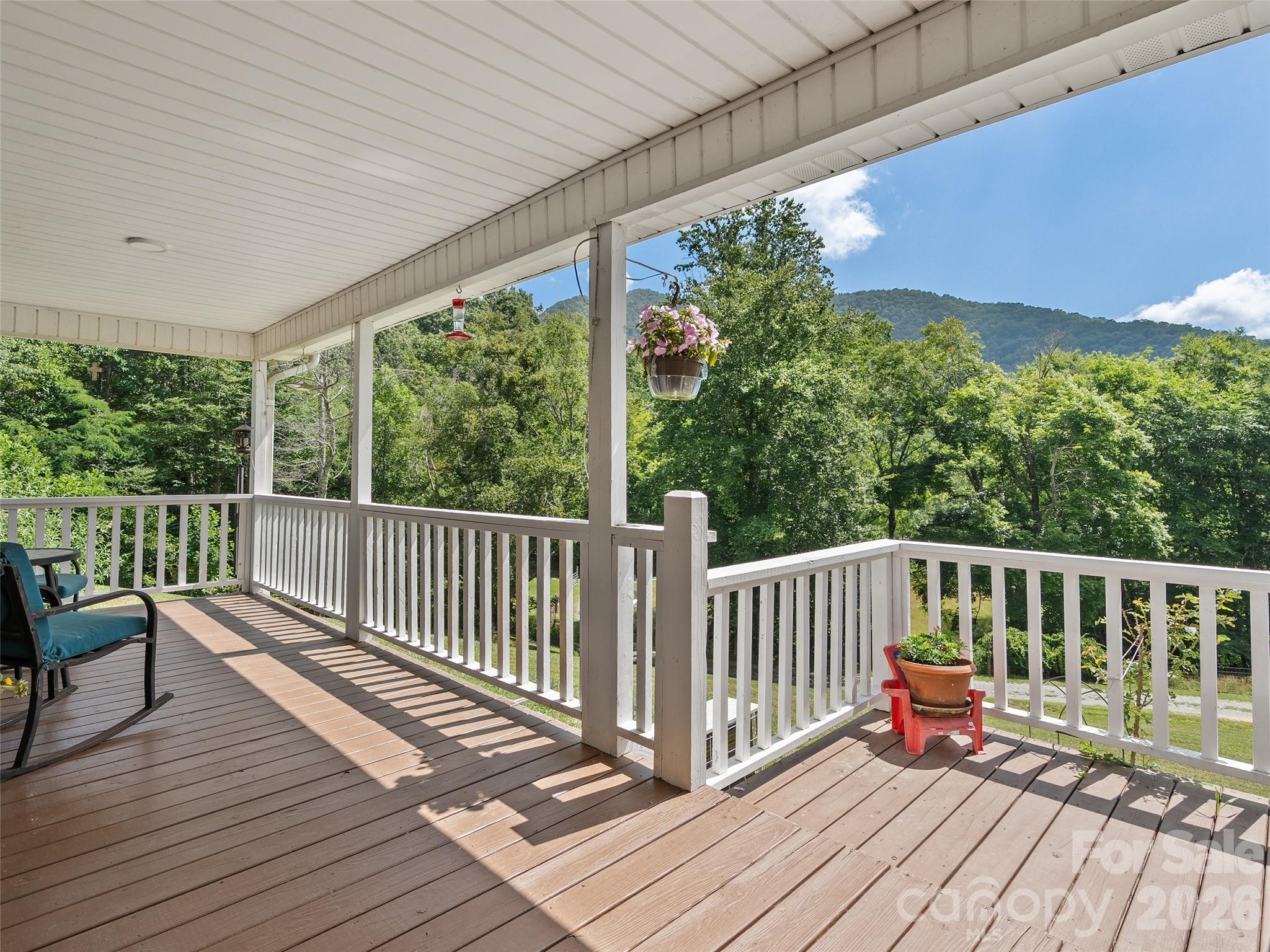 81 Aldens Way Clyde, NC 28721 - Photo 5 of 48