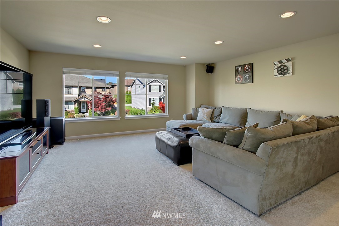 4002 217th Street Southeast Bothell, WA 98021 - Photo 11 of 20