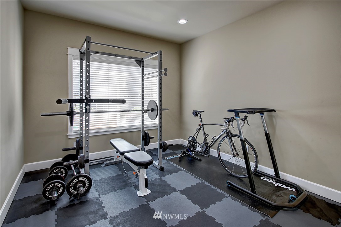 4002 217th Street Southeast Bothell, WA 98021 - Photo 17 of 20