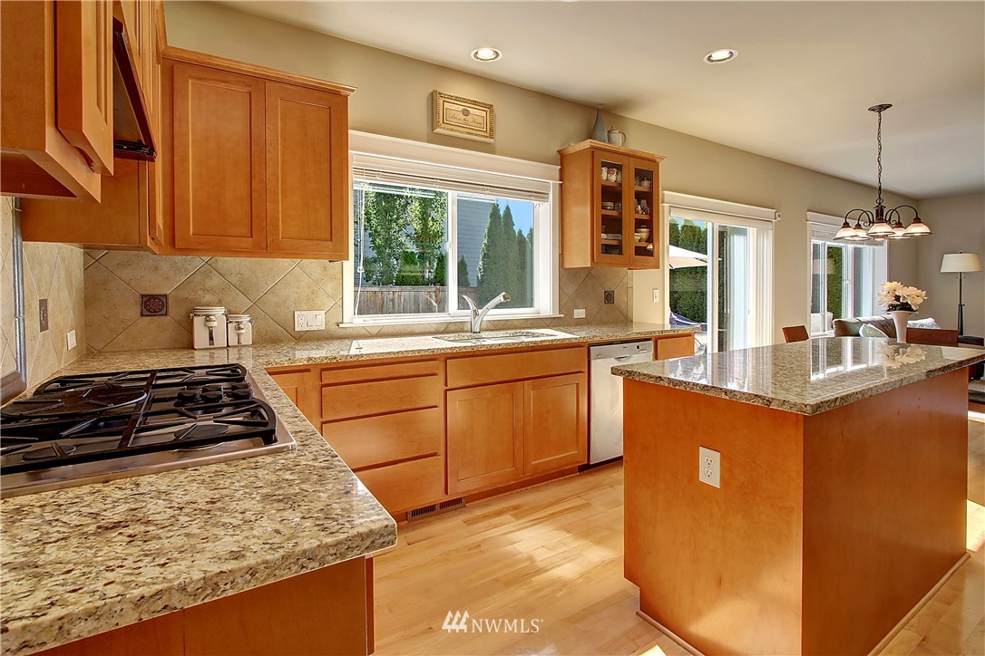 4002 217th Street Southeast Bothell, WA 98021 - Photo 6 of 20