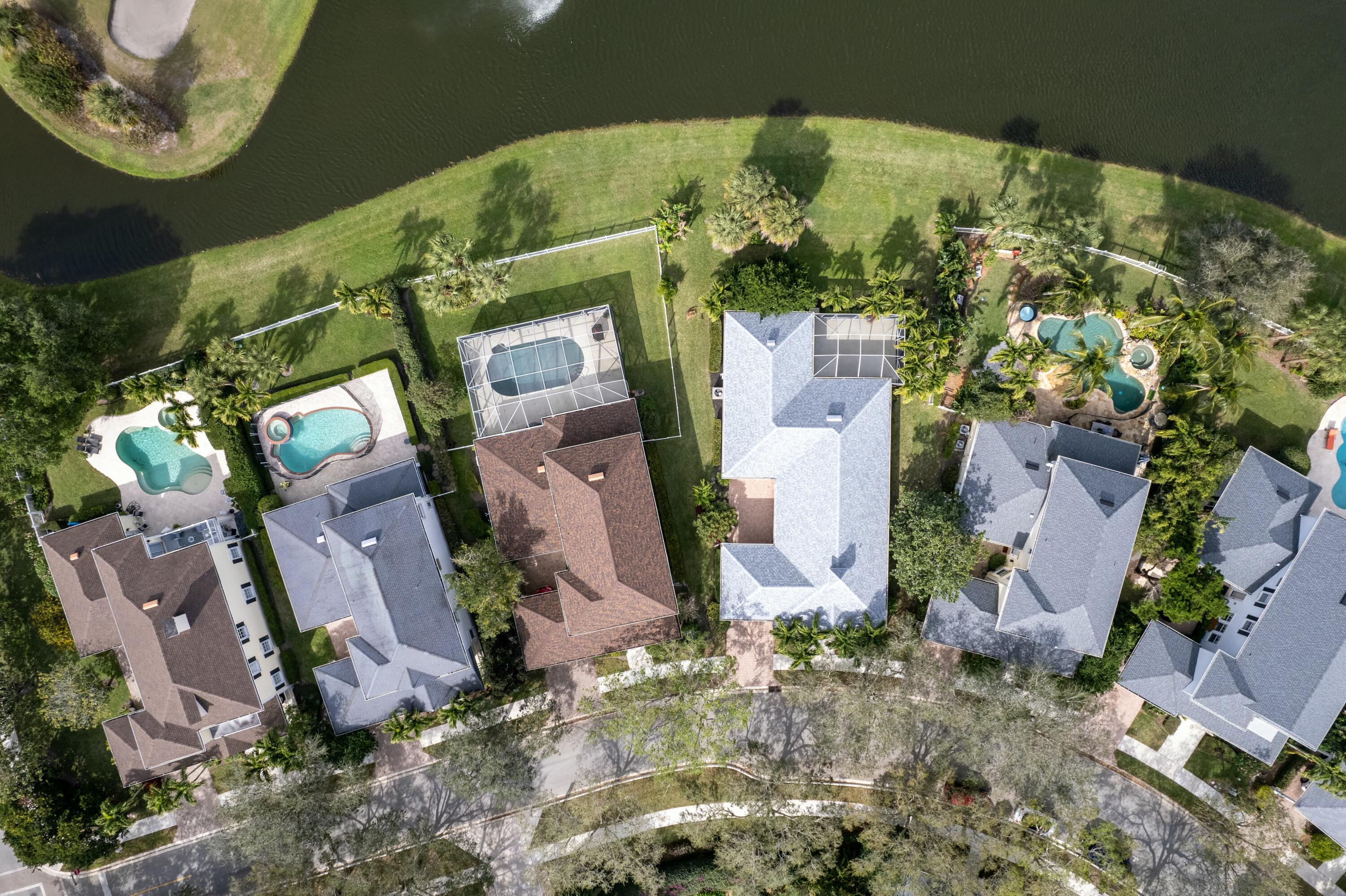 140 Barbados Drive Jupiter, FL 33458 - Photo 33 of 42 an aerial view of a house
