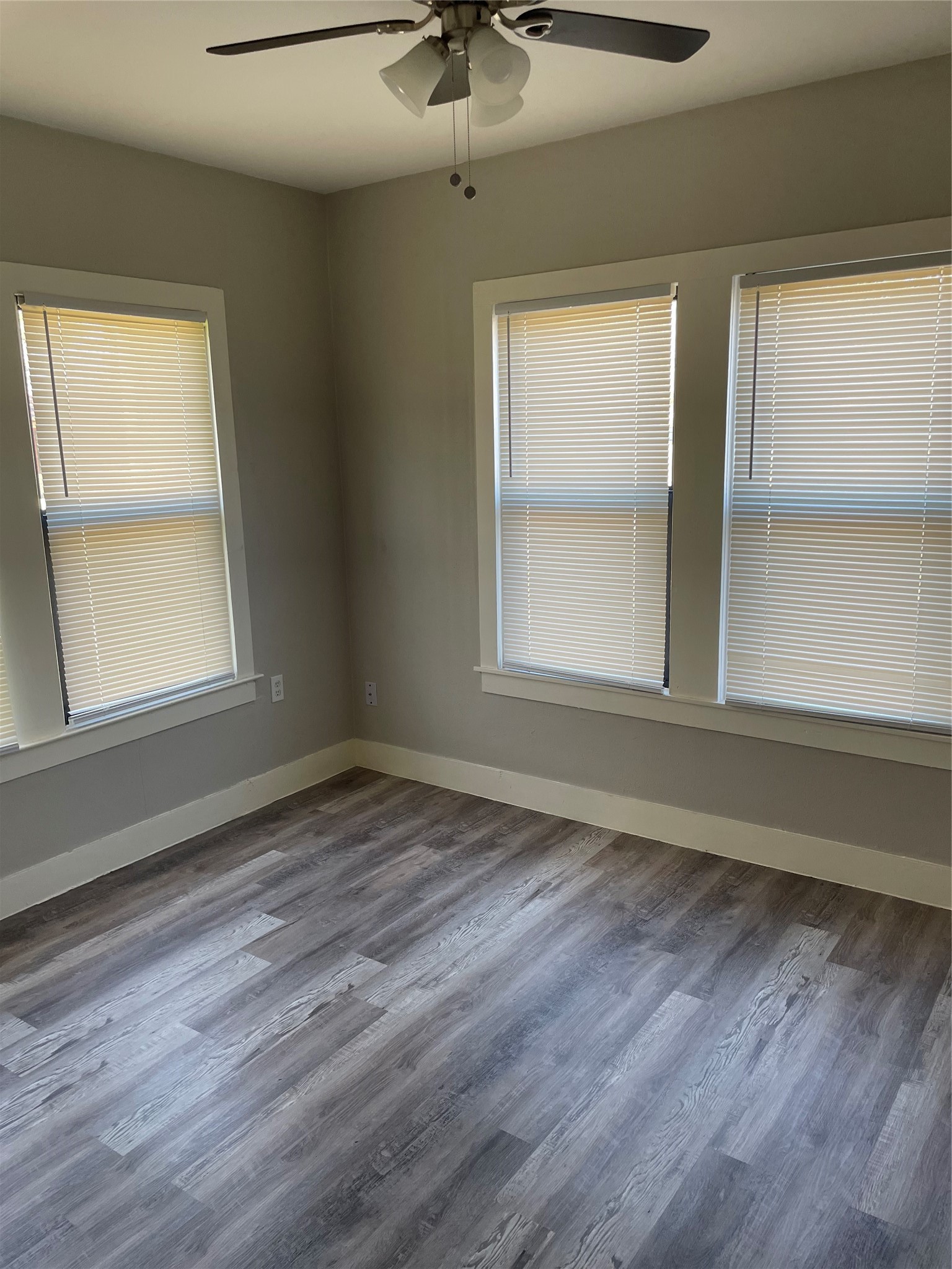 705 Cincinnati Street Angleton, TX 77515 - Photo 8 of 14 Gallery Image 8