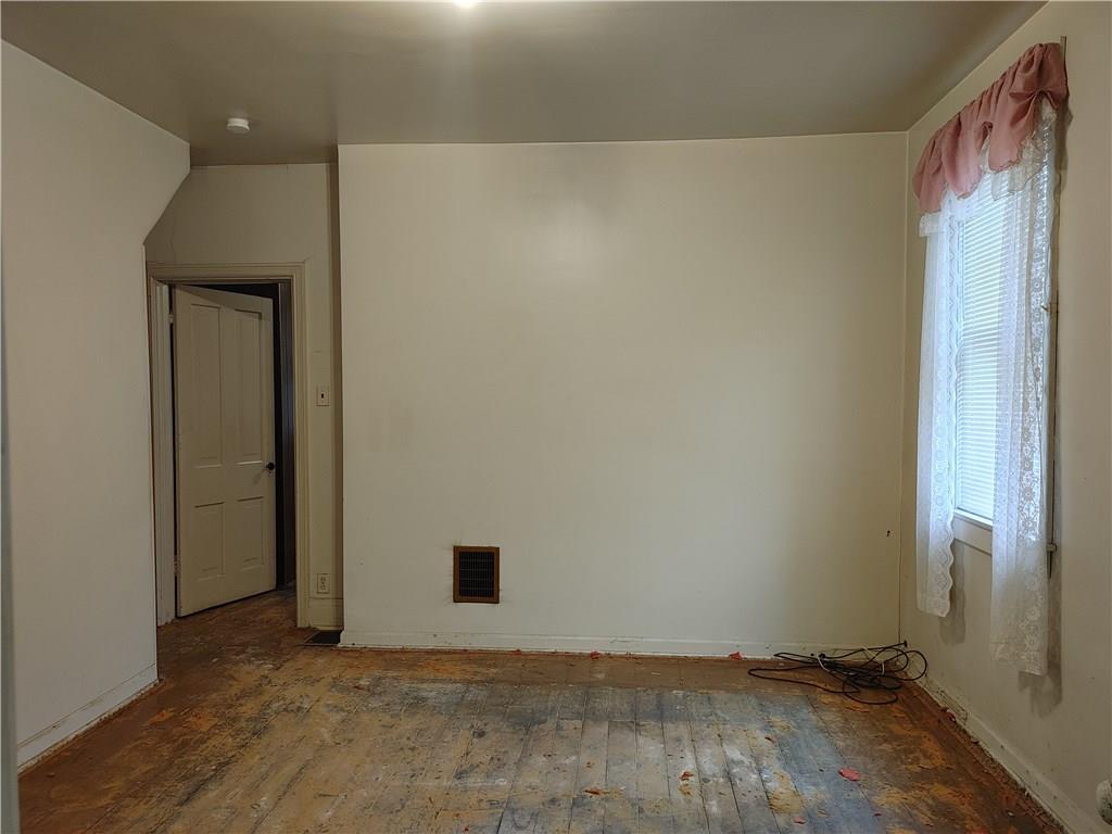 3236 Rothpletz Street Pittsburgh, PA 15212 - Photo 11 of 14 Gallery Image 11