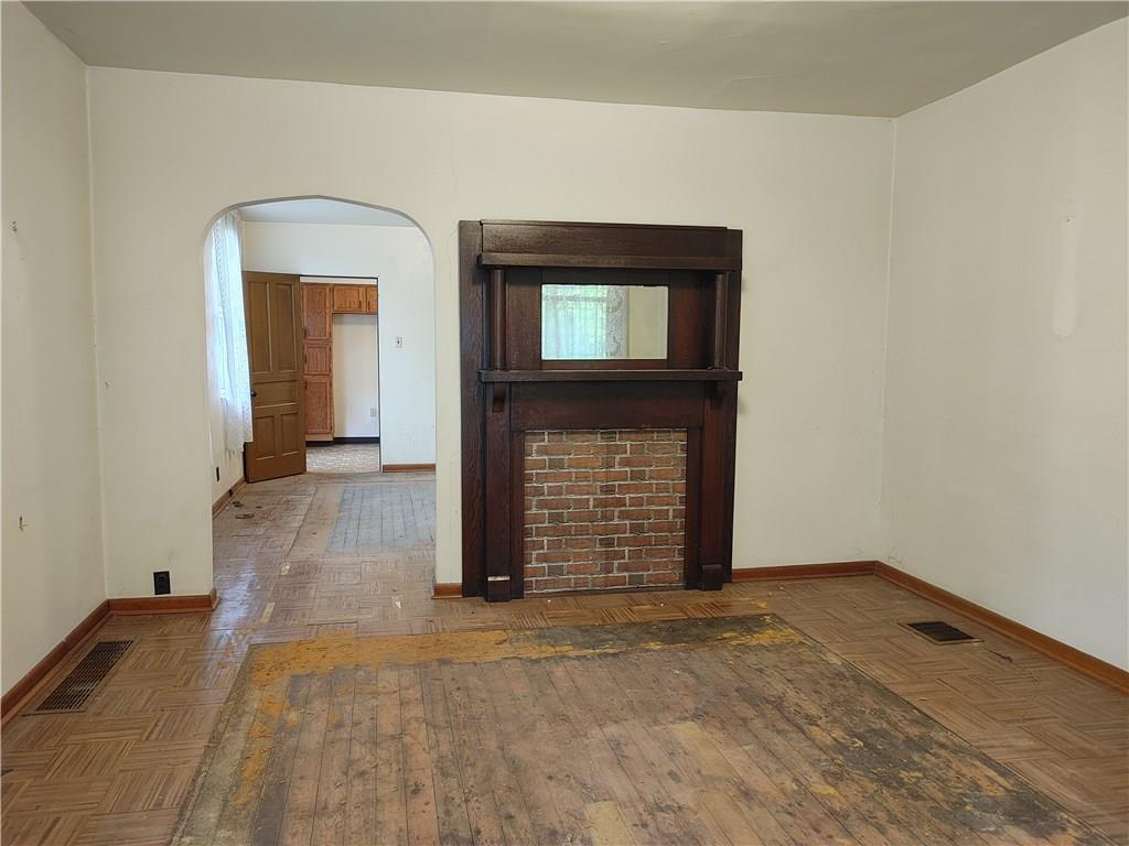 3236 Rothpletz Street Pittsburgh, PA 15212 - Photo 3 of 14 Gallery Image 3