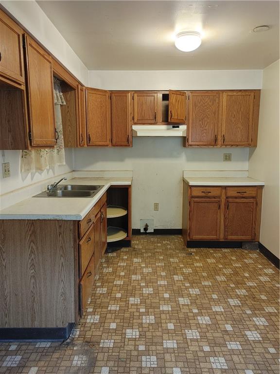 3236 Rothpletz Street Pittsburgh, PA 15212 - Photo 6 of 14 Gallery Image 6