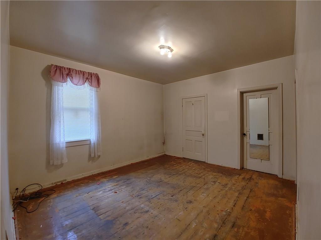 3236 Rothpletz Street Pittsburgh, PA 15212 - Photo 8 of 14 Gallery Image 8