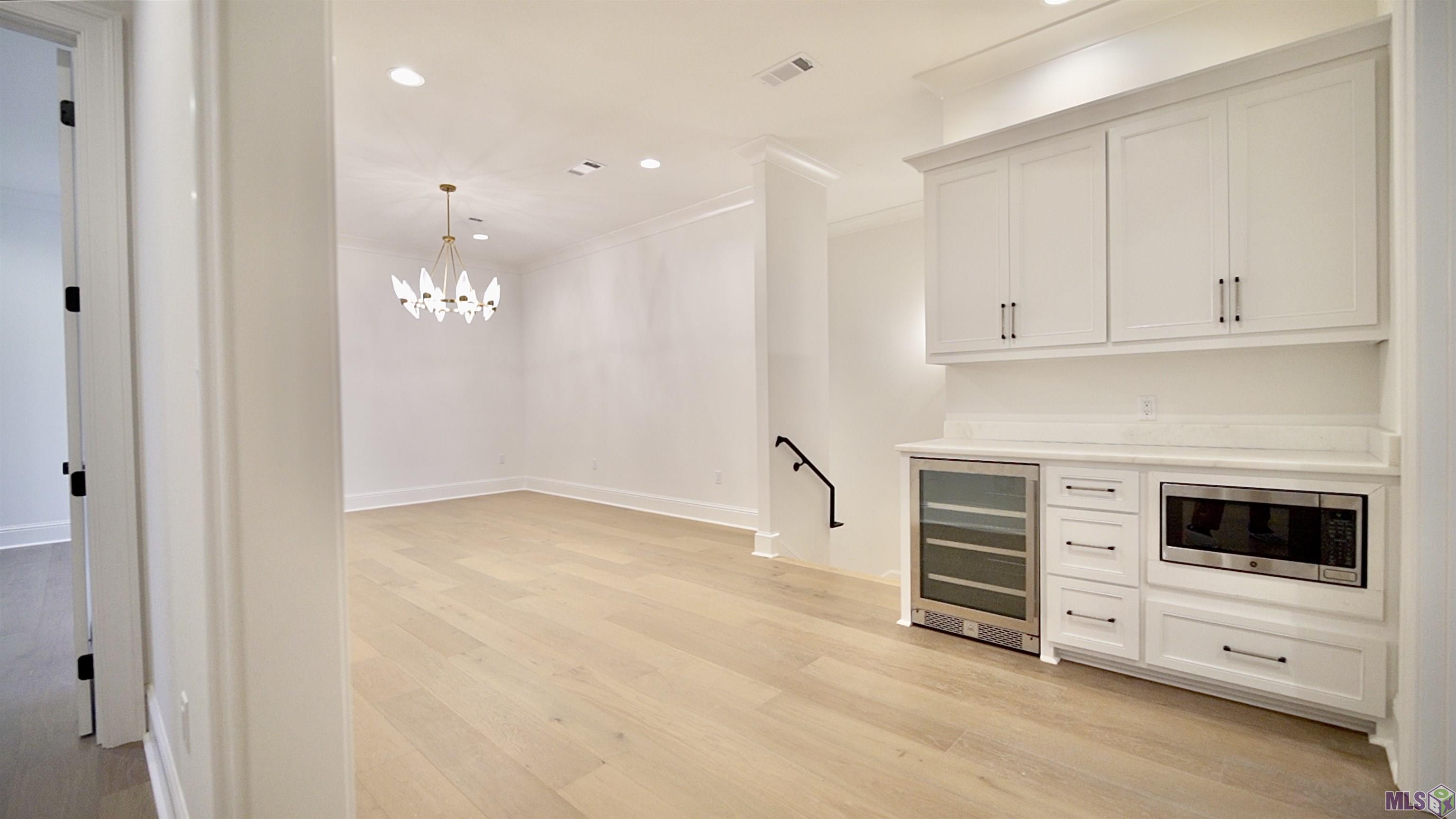 7121 Lane's End Baton Rouge, LA 70810 - Photo 32 of 53 Upstairs Game Room/Bedroom