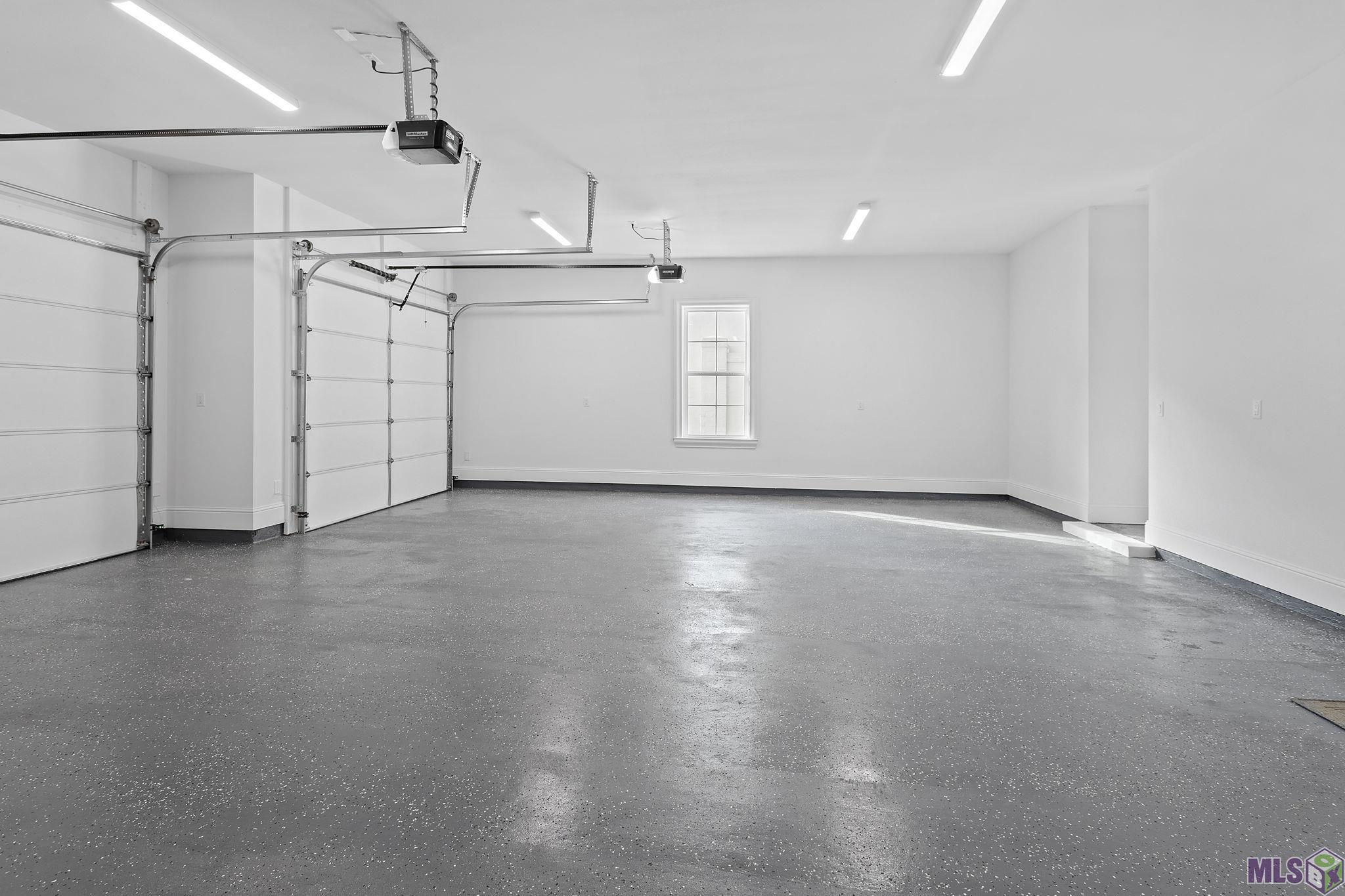 7121 Lane's End Baton Rouge, LA 70810 - Photo 46 of 53 3 car garage
