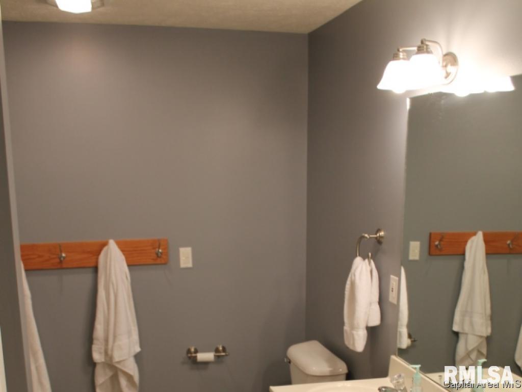 5013 Crane Drive Springfield, IL 62711 - Photo 14 of 23 Gallery Image 14