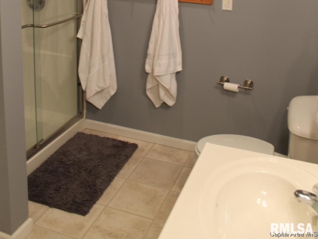 5013 Crane Drive Springfield, IL 62711 - Photo 15 of 23 Gallery Image 15