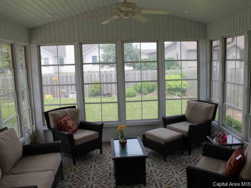 5013 Crane Drive Springfield, IL 62711 - Photo 17 of 23 Gallery Image 17
