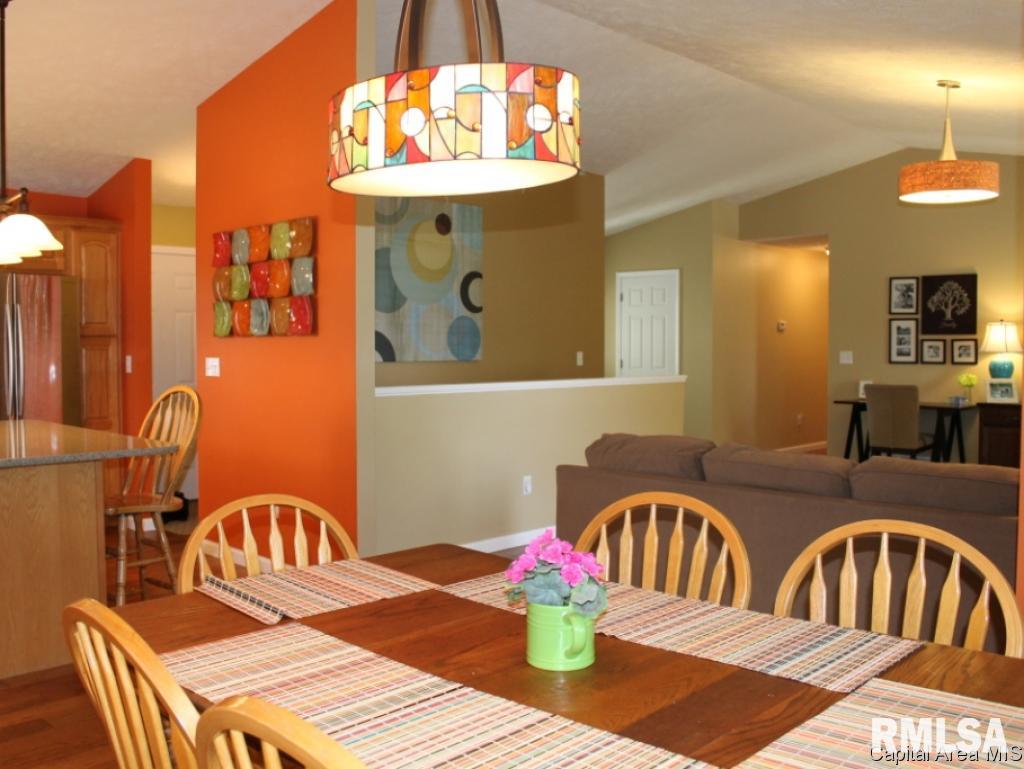 5013 Crane Drive Springfield, IL 62711 - Photo 5 of 23 Gallery Image 5
