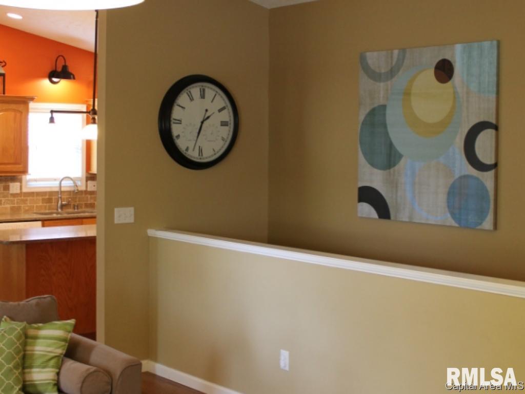 5013 Crane Drive Springfield, IL 62711 - Photo 9 of 23 Gallery Image 9