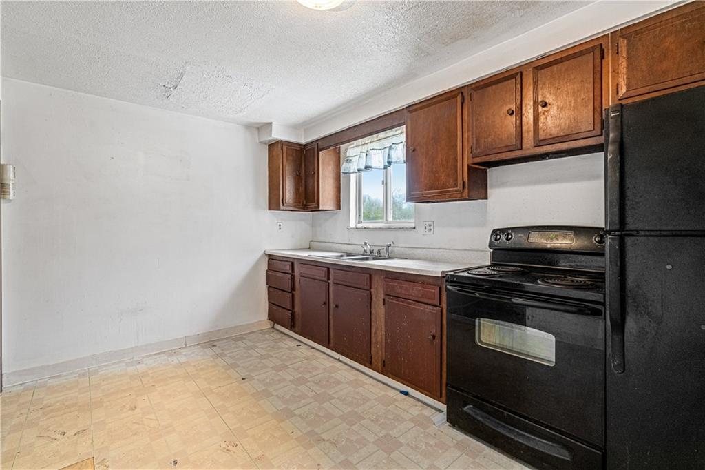 513 Noblestown Road Carnegie, PA 15106 - Photo 9 of 25 Gallery Image 9