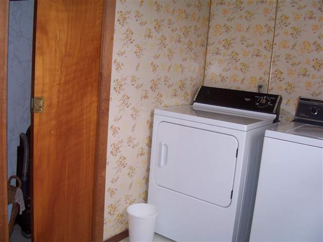 5760 Jeddo Road Jeddo, MI 48032 - Photo 21 of 24 31053555-20.JPG