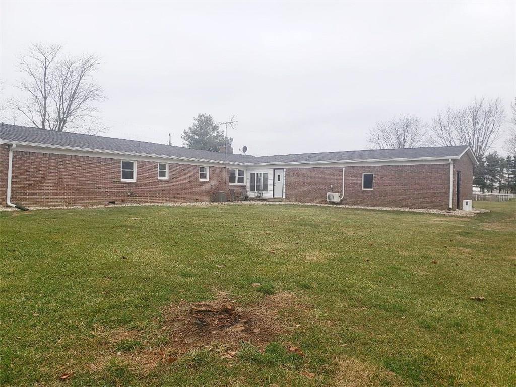 5936 East Michigan Road Waldron, IN 46182 - Photo 32 of 38