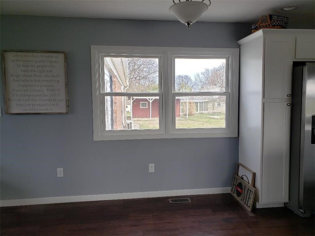 5936 East Michigan Road Waldron, IN 46182 - Photo 5 of 38