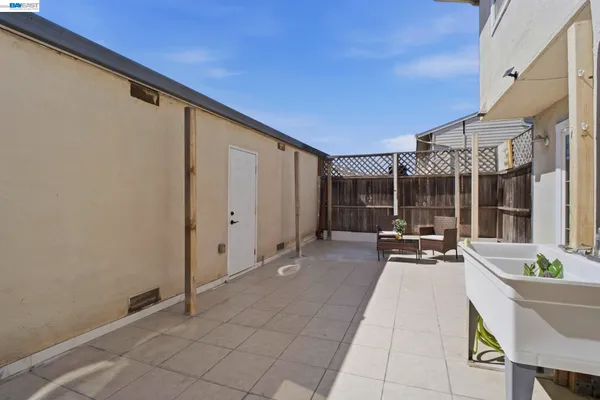 $788,000 | 4388 Planet Circle, Union City, CA 94587