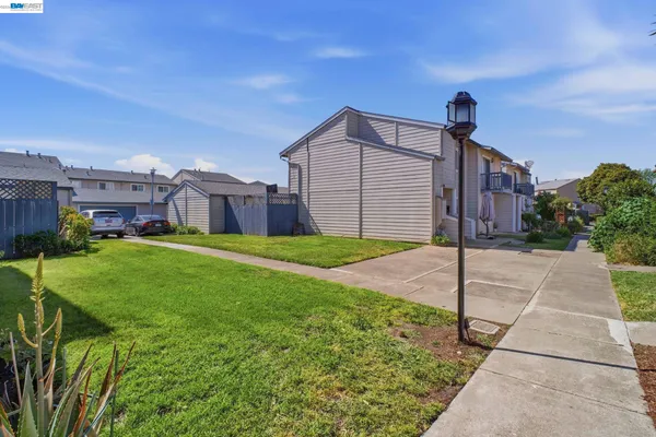 $788,000 | 4388 Planet Circle, Union City, CA 94587